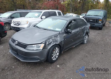 2011 Volkswagen Jetta 2.5L Se z USA, uszkodzony, nr VIN 3VWDZ7AJ4BM338540